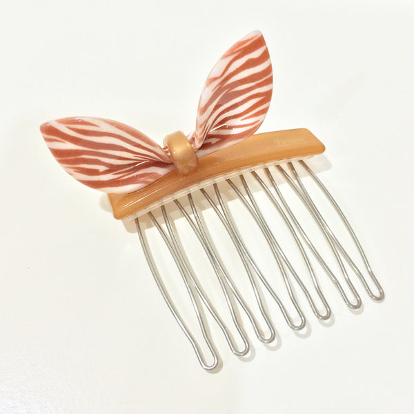 Rabbit Hair Comb